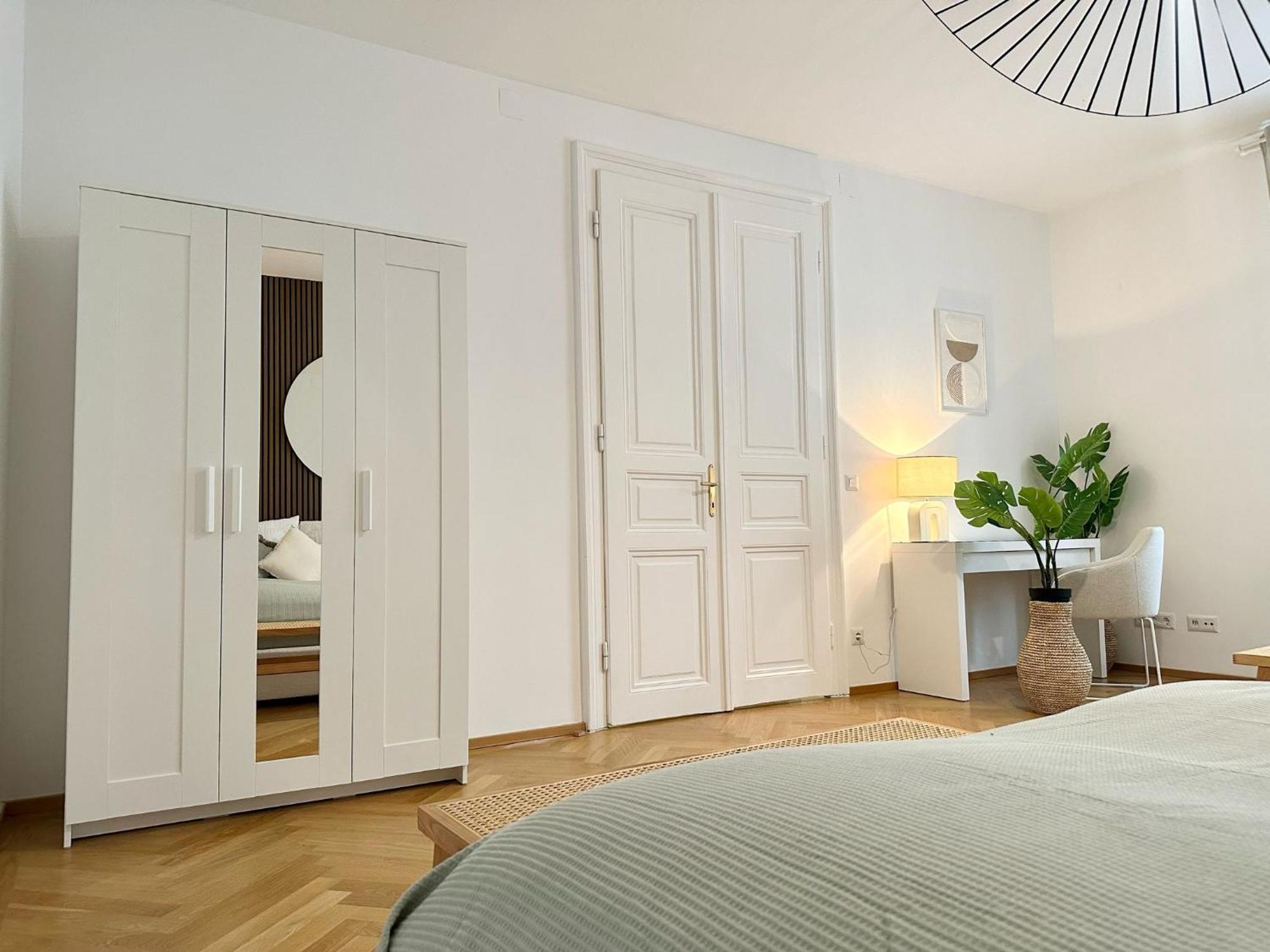 Designer Apartment Near Main Station Viena Exterior foto